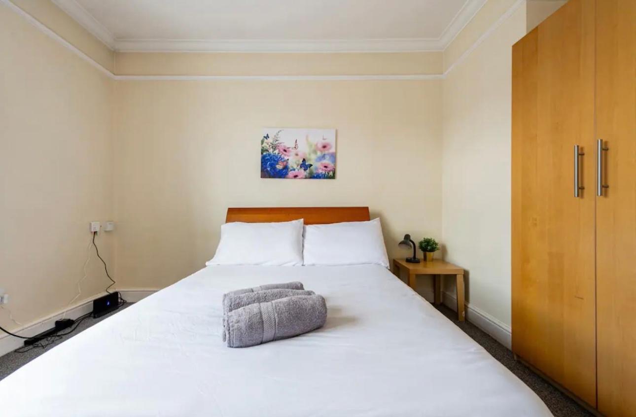 Lovely 3-Bed 20 Minutes To Central Londýn Exteriér fotografie